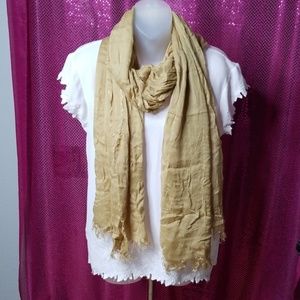 Golden scarf
